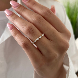 0.13 TCW Round Twisted DEF/VVS Lab Grown Diamond Wedding Band