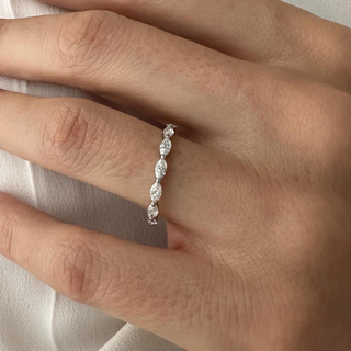 0.13 TCW Round Twisted DEF/VVS Lab Grown Diamond Wedding Band