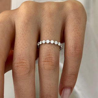 0.13 TCW Round Twisted DEF/VVS Lab Grown Diamond Wedding Band
