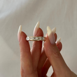 0.13 TCW Round Twisted DEF/VVS Lab Grown Diamond Wedding Band