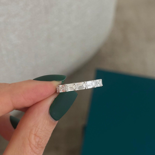 0.13 TCW Round Twisted DEF/VVS Lab Grown Diamond Wedding Band