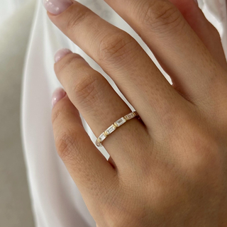 0.13 TCW Round Twisted DEF/VVS Lab Grown Diamond Wedding Band