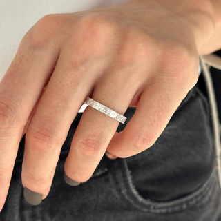 0.13 TCW Round Twisted DEF/VVS Lab Grown Diamond Wedding Band