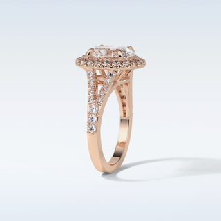 2.72 CT Oval Engagement Ring Featuring Oval Moissanite