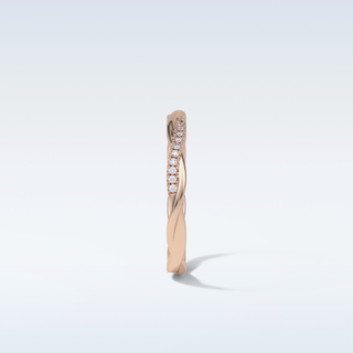 0.16 TCW Twisted Wedding Band Featuring Round Moissanite