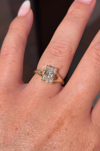 Emerald Pave Engagement Ring – 1 CT Lab Grown Diamond