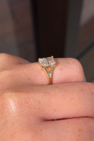 Emerald Pave Engagement Ring – 1 CT Lab Grown Diamond
