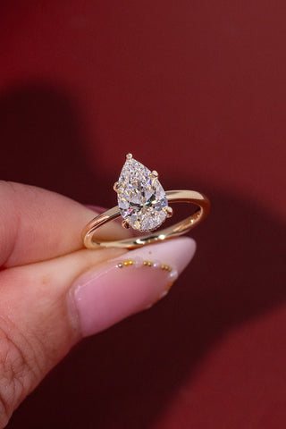 Emerald Pave Engagement Ring – 1 CT Lab Grown Diamond