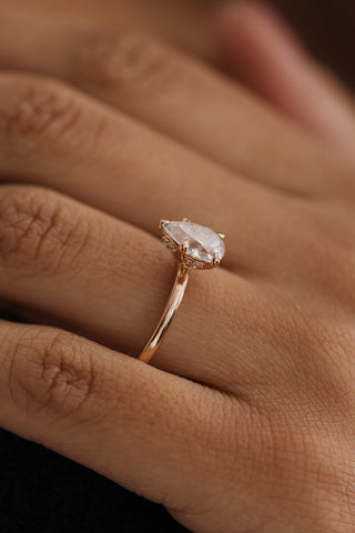 Emerald Pave Engagement Ring – 1 CT Lab Grown Diamond