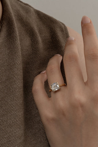 Emerald Pave Engagement Ring – 1 CT Lab Grown Diamond