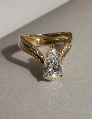 2.5 CT Pear Cut Solitaire Lab Grown Diamond Ring With Wrap Pave Band