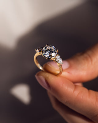 3.08 CT Round Three Stones Moissanite Engagement Ring