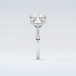 2.0 CT Round Cut Three Stone Moissanite Engagement Ring 17