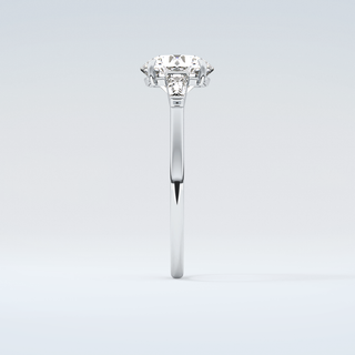 2.0 CT Round Cut Three Stone Moissanite Engagement Ring 17