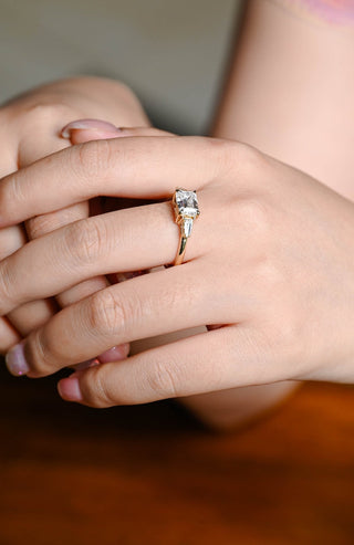 Stunning 1.0 - 2.0 CT Emerald Moissanite Engagement Ring with Three Stone Design 3