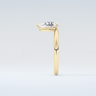 2.0 CT Pear Cut Solitaire Moissanite Engagement Ring 5