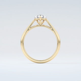 2.0 CT Pear Cut Solitaire Moissanite Engagement Ring 2