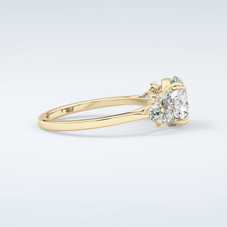 2.0 CT Round Cut Cluster Style Moissanite Engagement Ring 4