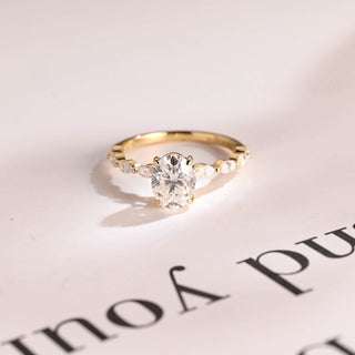 Stunning 1.0 - 2.0 CT Oval Moissanite Engagement Ring with Pave Design 1