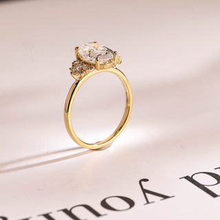 Stunning 1.0 - 2.0 CT Oval Moissanite Engagement Ring with Cluster Design 7
