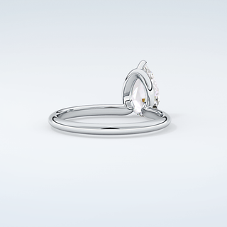 2.0 CT Pear Cut Solitaire Moissanite Engagement Ring 15