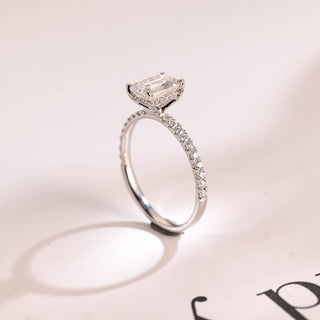 Stunning 1.0 - 2.0 CT Emerald Moissanite Engagement Ring With Hidden Halo Design 3