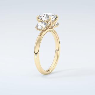1.5 CT Round Cut Three Stone Moissanite Engagement Ring 6