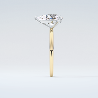 2.0 CT Pear Cut Solitaire Moissanite Engagement Ring 5