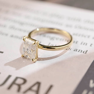 Stunning 3.0 CT Radiant Moissanite Engagement Ring with Solitaire Design 5
