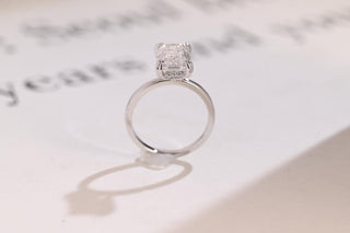 Stunning 1.0 - 2.0 CT Emerald Moissanite Engagement Ring with Hidden Halo Design 9