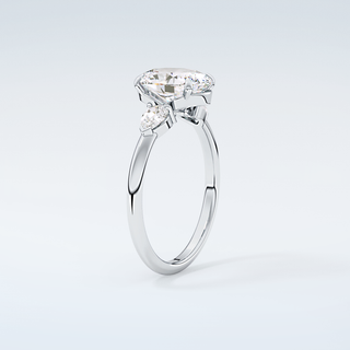 2.0 CT Oval Cut Three Stone Moissanite Engagement Ring 18