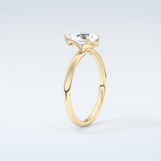 2.0 CT Pear Cut Solitaire Moissanite Engagement Ring 6