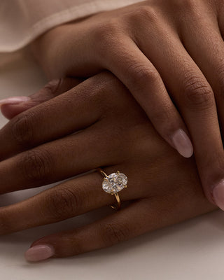 Oval Solitaire Engagement Ring – 2 CT Lab Grown Diamond