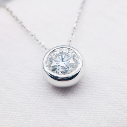 3.0 CT Round Bezel Moissanite Necklace