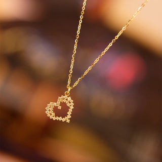 0.15 TCW Round Heart Minimalist Moissanite Necklace 4