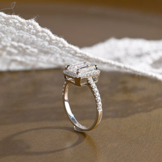 2 CT Round Three Stones Lab Grown Diamond Engagement Ring
