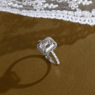 2 CT Round Three Stones Lab Grown Diamond Engagement Ring