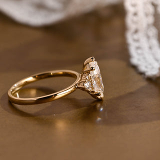 2 CT Round Three Stones Lab Grown Diamond Engagement Ring