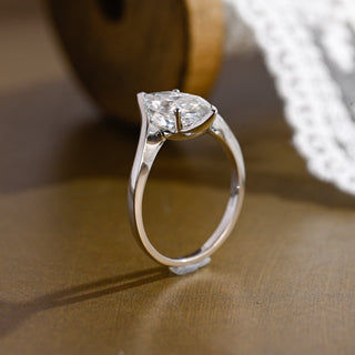 2 CT Round Three Stones Lab Grown Diamond Engagement Ring