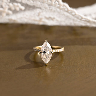 2 CT Round Three Stones Lab Grown Diamond Engagement Ring