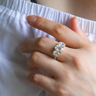 2 CT Round Three Stones Lab Grown Diamond Engagement Ring