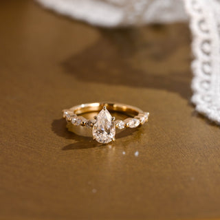 2 CT Round Three Stones Lab Grown Diamond Engagement Ring