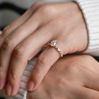 2 CT Round Three Stones Lab Grown Diamond Engagement Ring