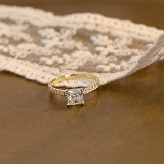 2 CT Round Three Stones Lab Grown Diamond Engagement Ring