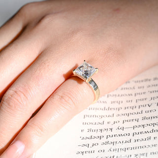 2 CT Round Three Stones Lab Grown Diamond Engagement Ring