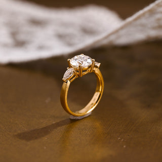 2 CT Round Three Stones Lab Grown Diamond Engagement Ring