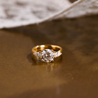 2 CT Round Three Stones Lab Grown Diamond Engagement Ring