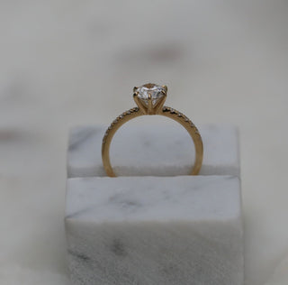 0.85 CT Round Cut Pave CVD E/VS1 Diamond Engagement Ring 7