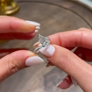 2.0 CT Pear Cut Swirl Pave Style CVD E/VS2 Diamond Engagement Ring 2