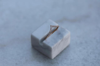 0.225 CT Round Curved CVD EF/VS Diamond Wedding Band 5